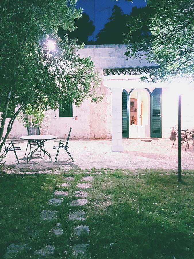 Villa Cenzina เซลวา ดิ ฟาซาโน ภายนอก รูปภาพ